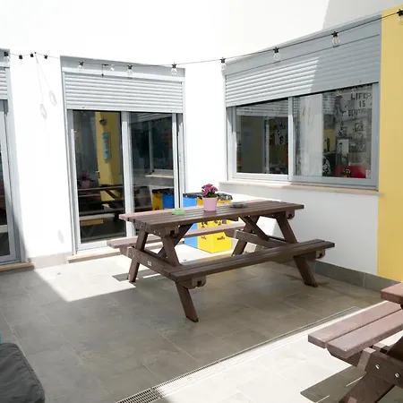 New Art Beach Hostel- Albergue Juvenil-2